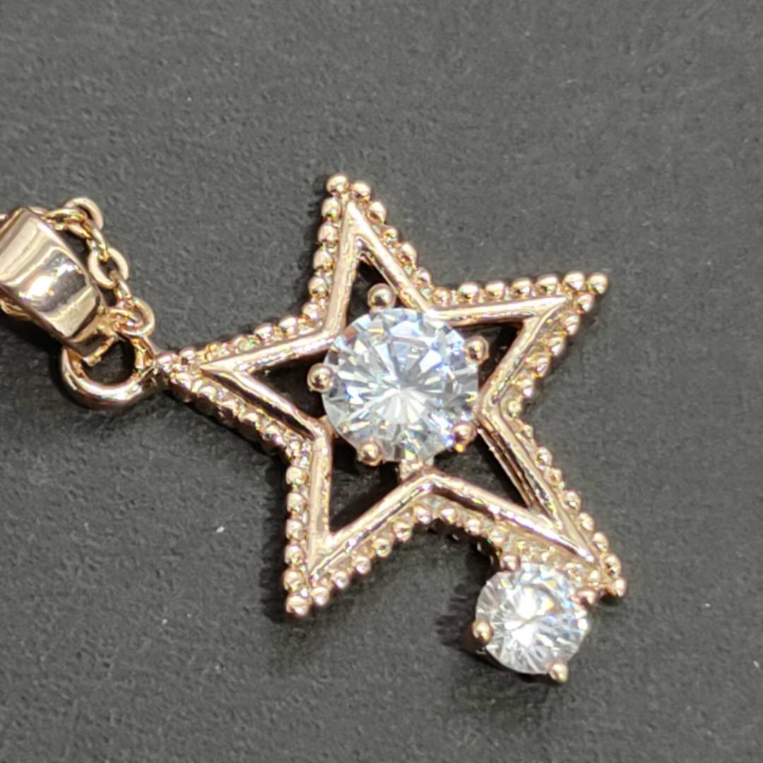Hot popular copper pentagram diamond pendant fashion copper feminine necklace Specification drawing