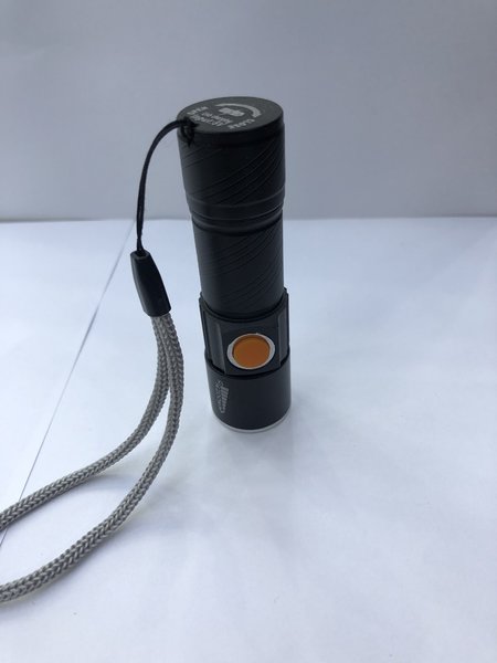 强光手电筒/防水手电筒/迷你手电筒产品图