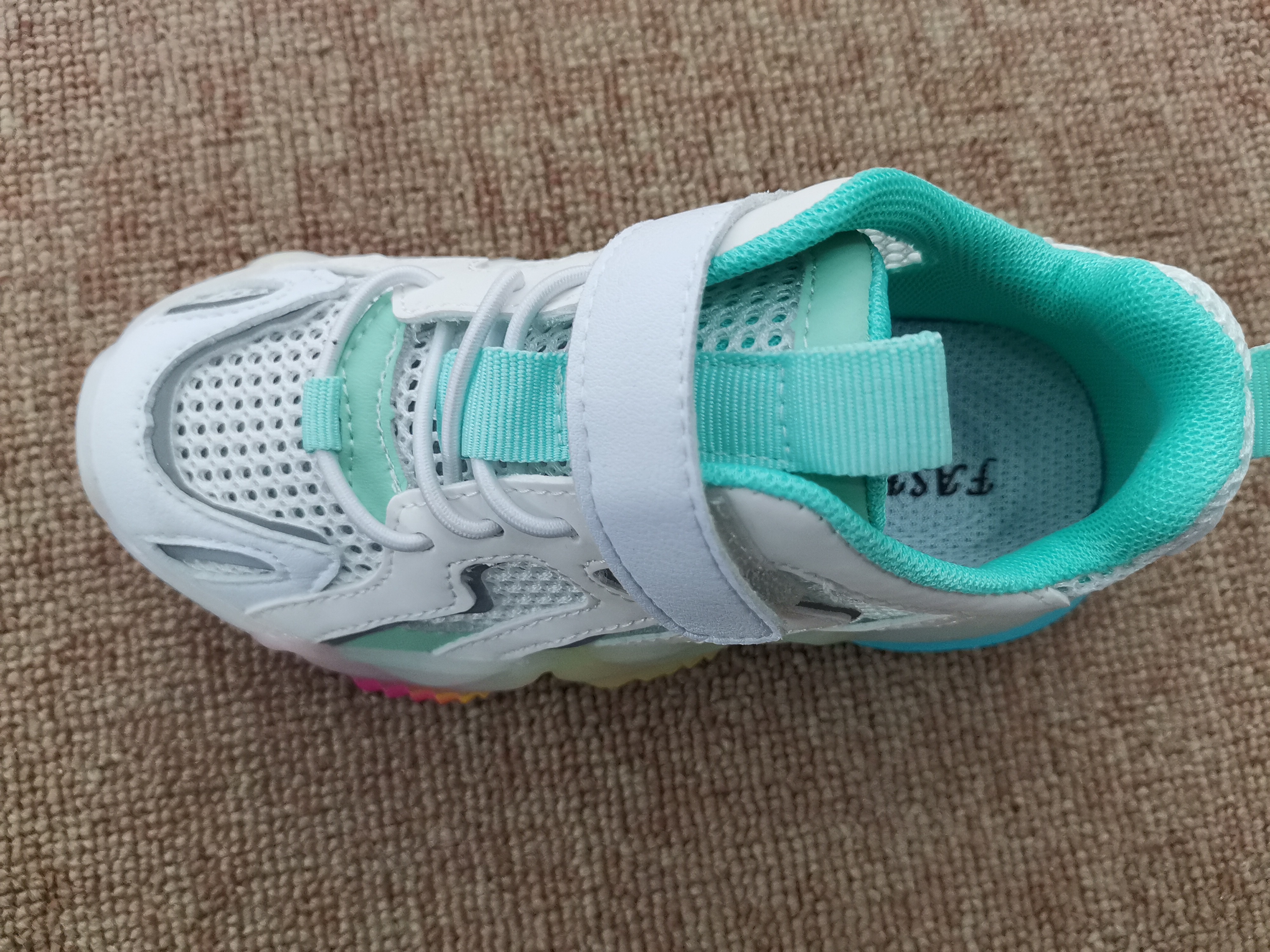 Yxt-2279 Ysin Casual Breathable Shoes For Men And Women details Picture