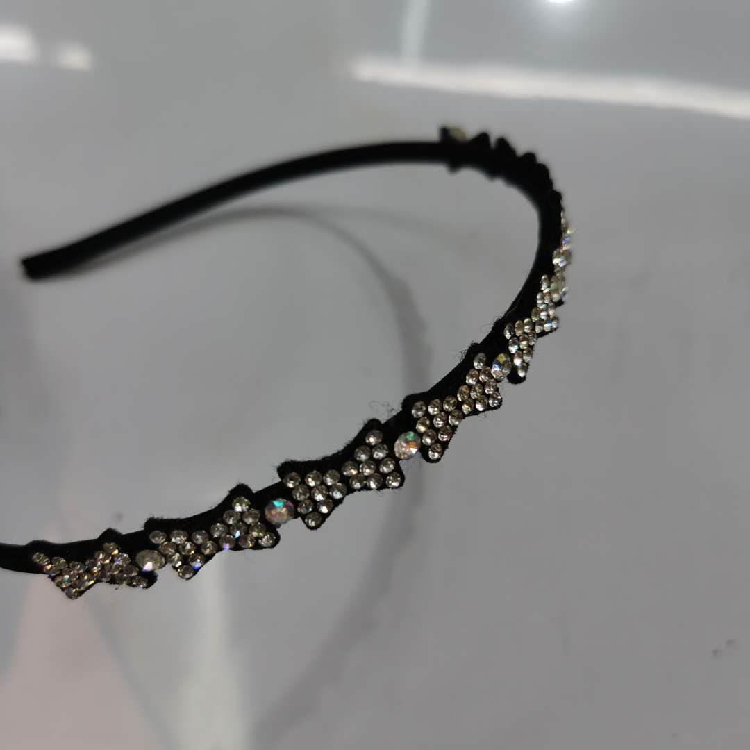 Fashionable Ladies With New Hot-Selling Headband Rhinestone Bow Buckle details Picture