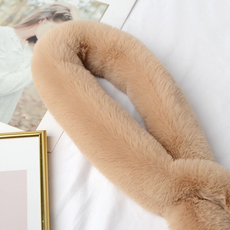 Women's Fashion Trend Casual Everything Winter Fine Imitation Fur Strip Cross Neck details Picture