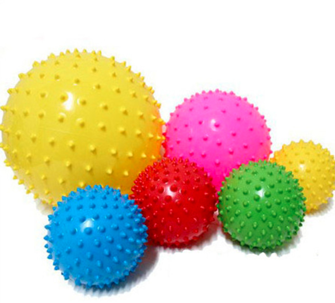 PVC充气按摩球瑜伽球儿童颗粒球小孩刺球玩具球带刺健身球批发图