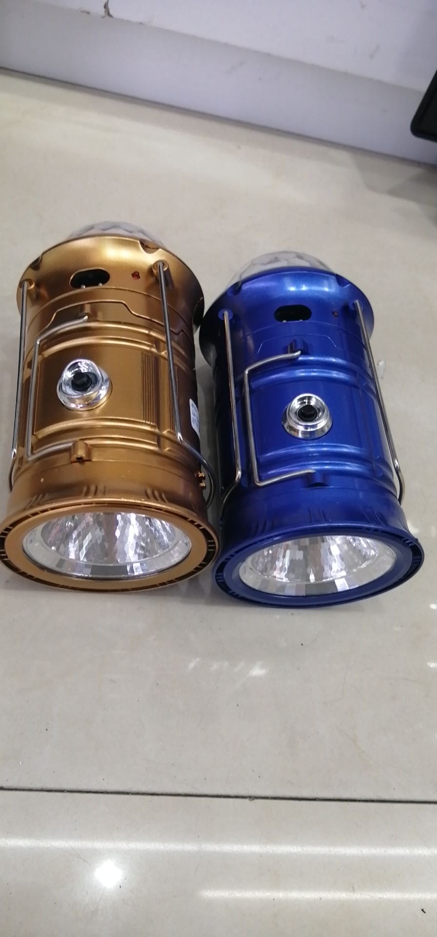 新款LED露营野营灯七彩舞台充电马灯户外手提伸缩应急灯