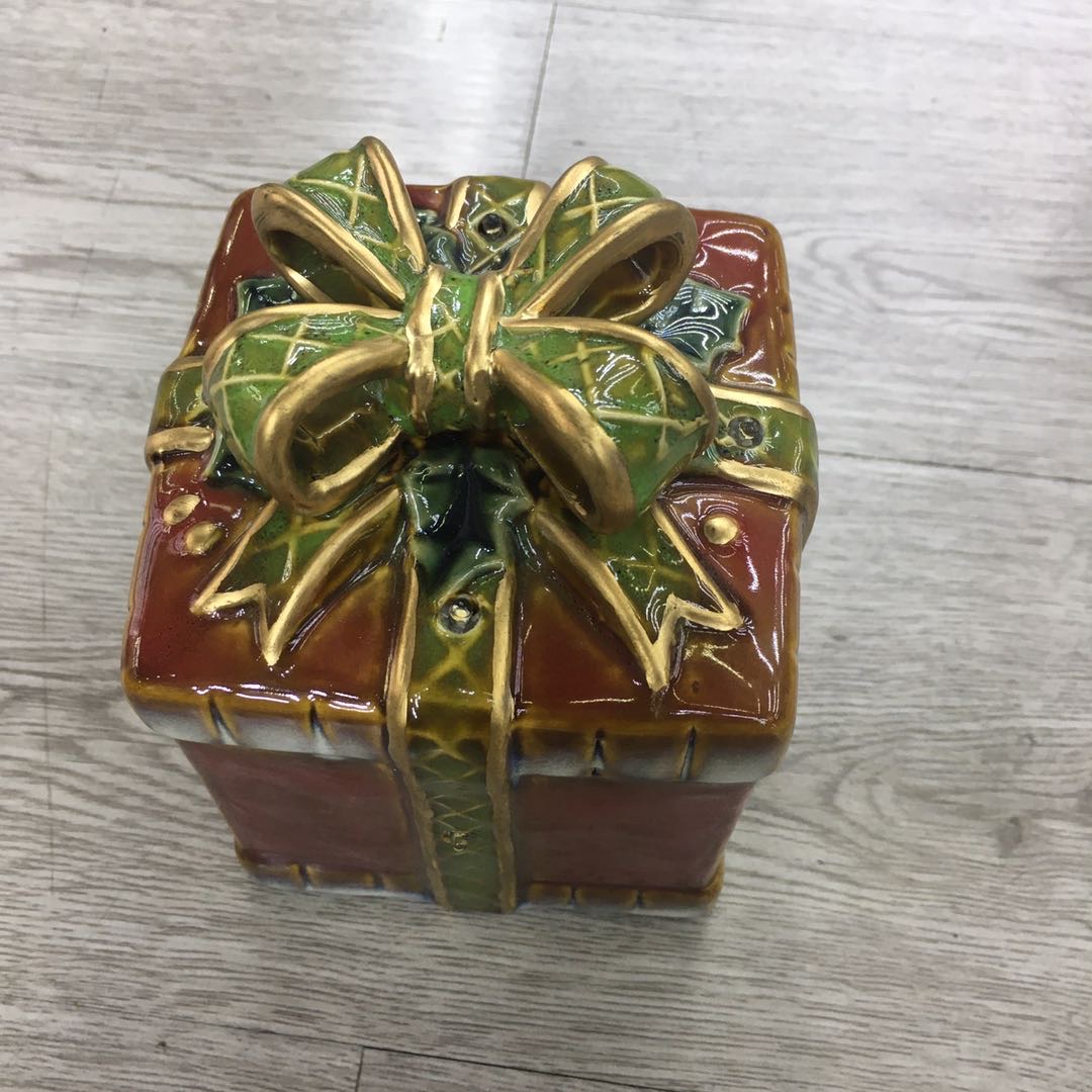 树脂礼包摆件 创意圣诞摆件 客厅装饰摆件 家居礼品摆件 圣诞摆件