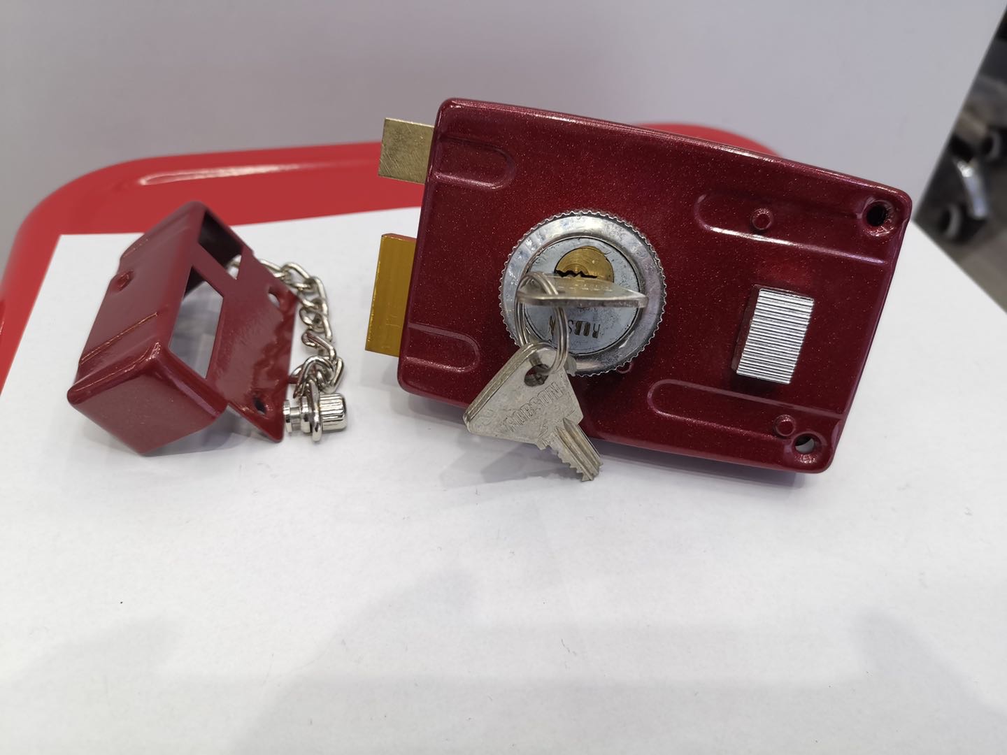 101 Door lock, red lock body with chain, lock accessories for export details Picture
