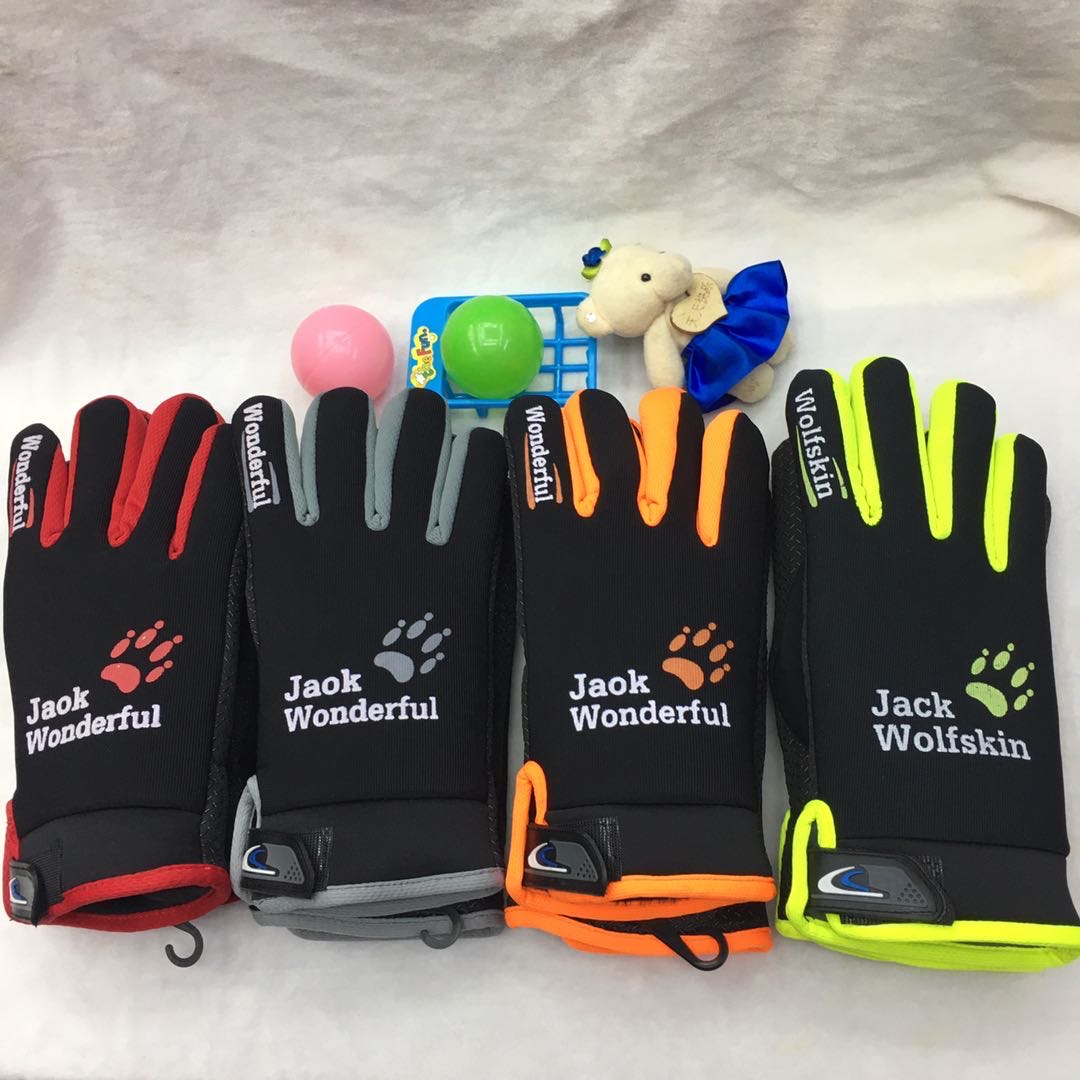 2023 Outdoor Leisure sports cycling and skiing gloves, winter fashion men's style, warm, anti-slip and cold-proof, manufacturer's best-selling direct sales Specification image