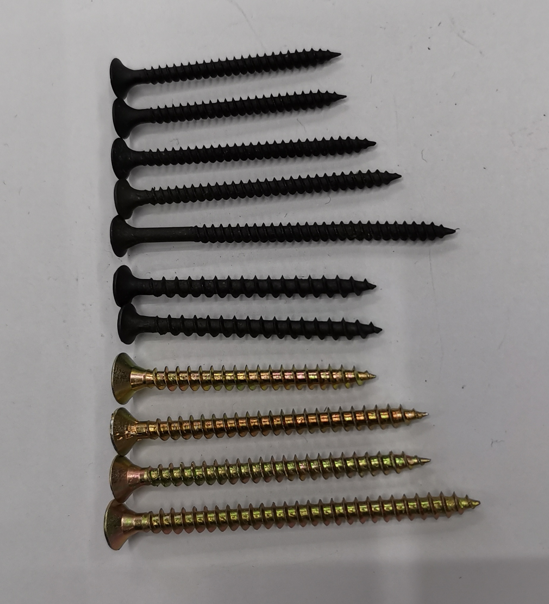 纤维板钉，干壁钉（黑色螺丝），石膏板螺丝，木螺钉，平头自攻螺钉。细节图