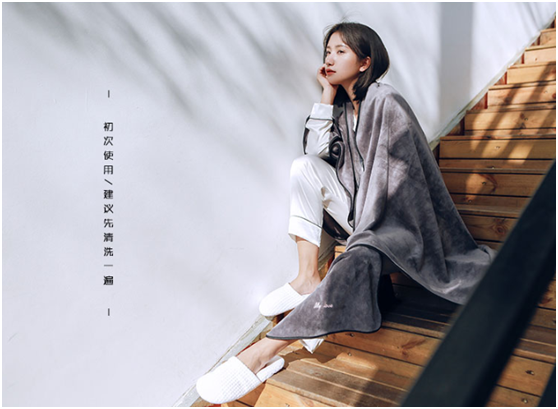 Ultra-fine fiber embroidered large bath towel, all-cotton absorbent adult large bath towel, pure cotton Xinjiang long-staple cotton bath towel, suitable for both men and women details Picture