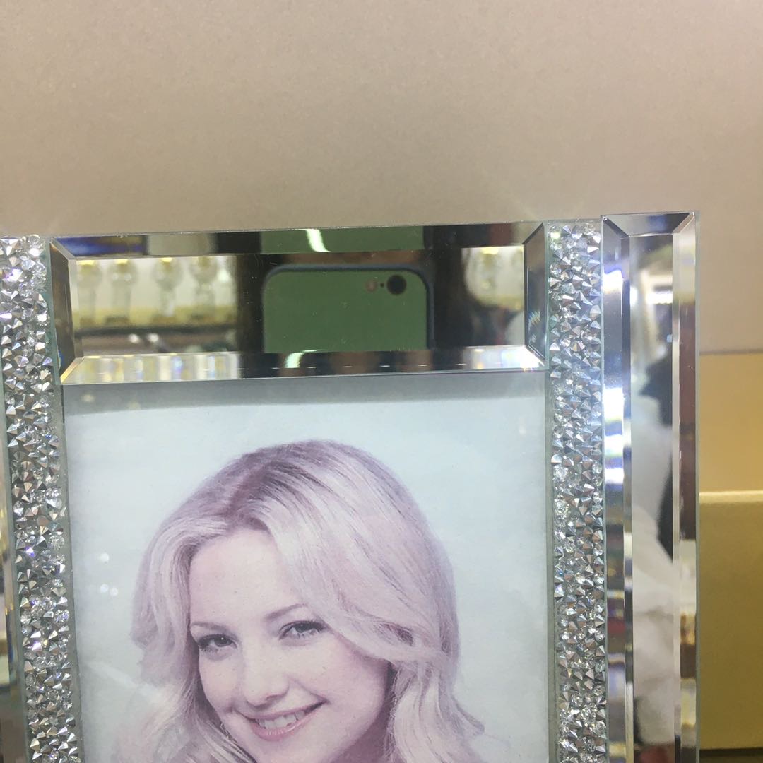 QY-5907 6寸水晶带钻相框 家居相柜摆台 床头柜相框摆台产品图