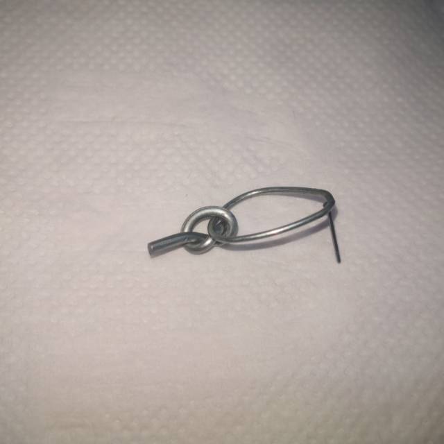 Factory direct sales of ironwork pressed earrings, knotted lines, rough accessories and jewelry accessories details Picture