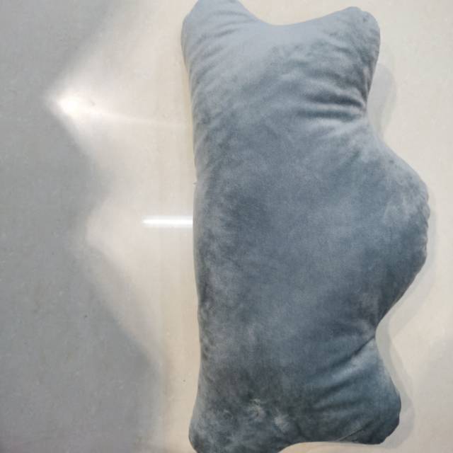 学生用可爱抱枕可爱椅子靠背办公室靠垫午睡枕