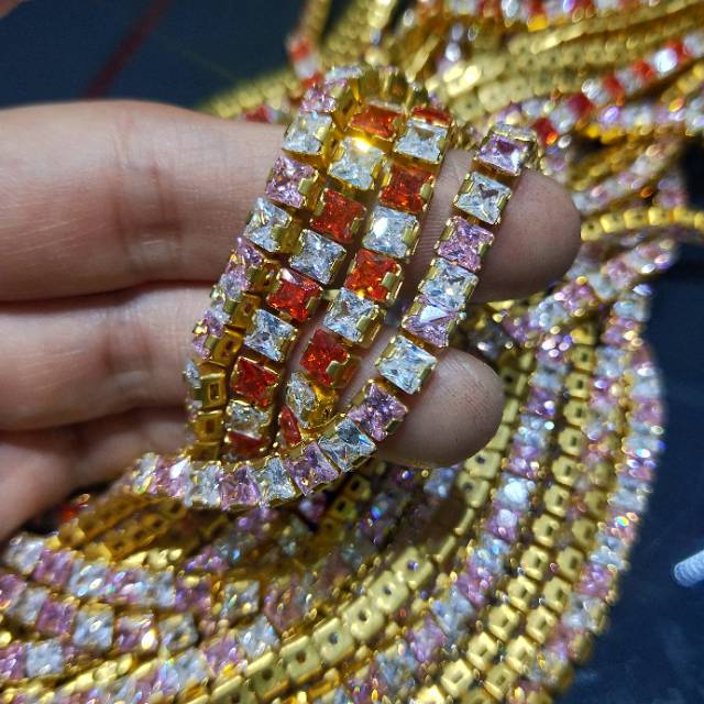 Wholesale factory direct sales of square zircon claw chain jewelry accessories Specification image