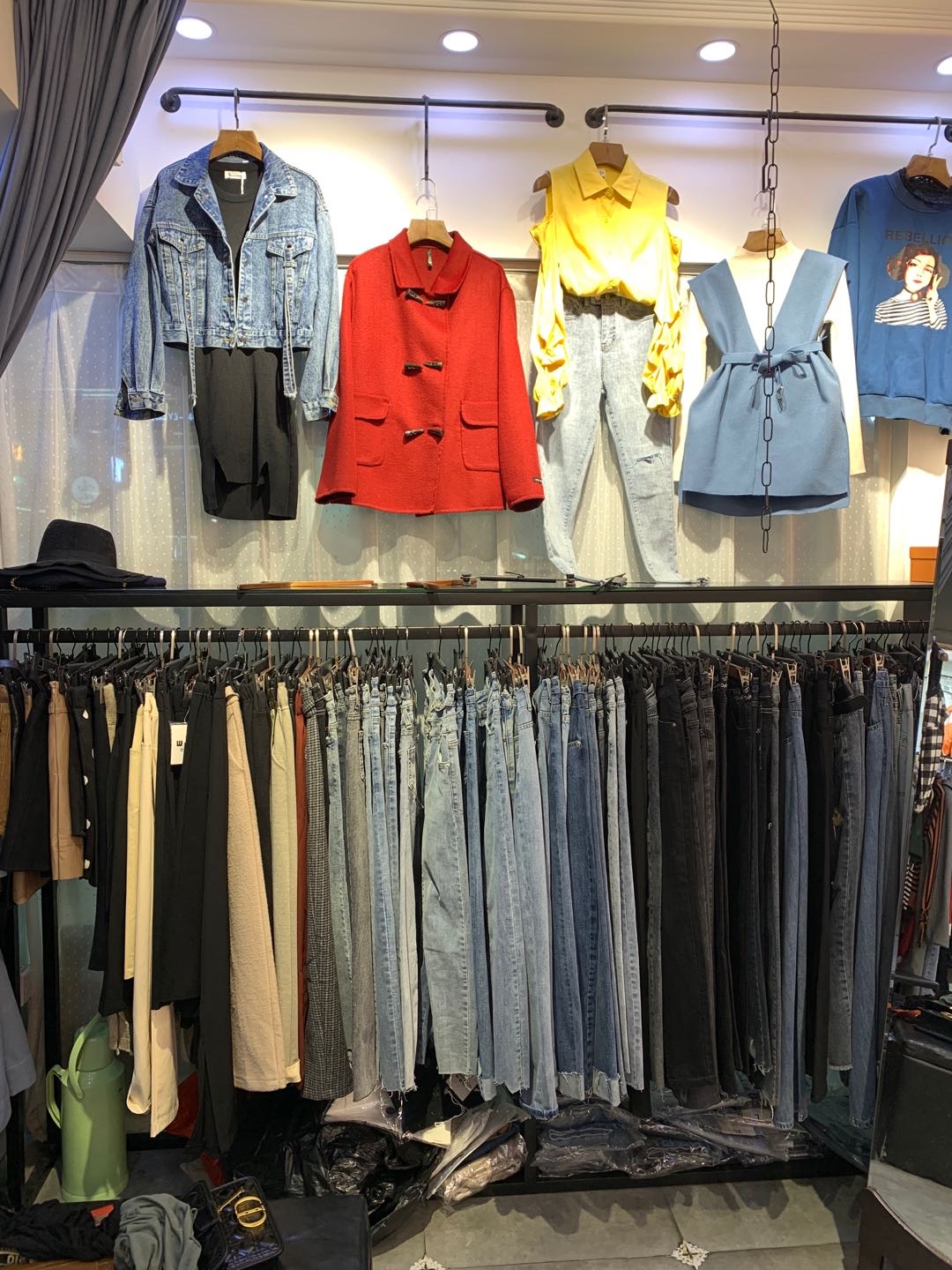 M. Jun's Wardrobe describe pic - 2