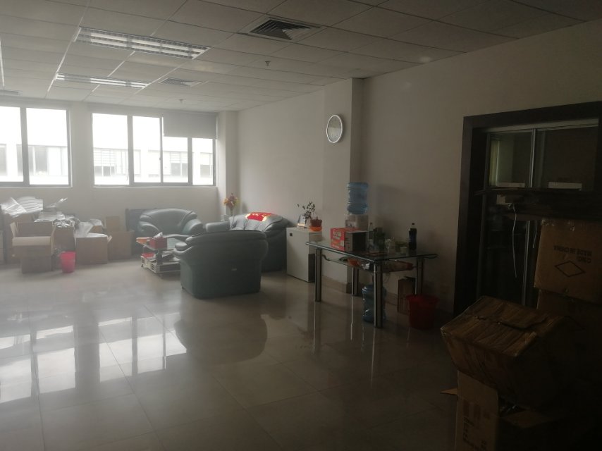 Lou Huiyue Import and Export Company describe pic - 1