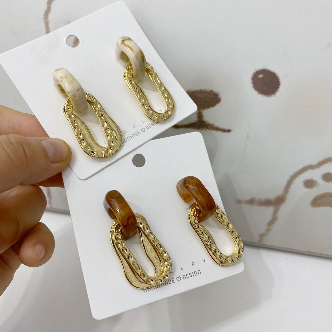 Korean-style metallic texture and elegant pendant earrings, cute and sweet style, fashionable long earrings, internet-famous accessories details Picture