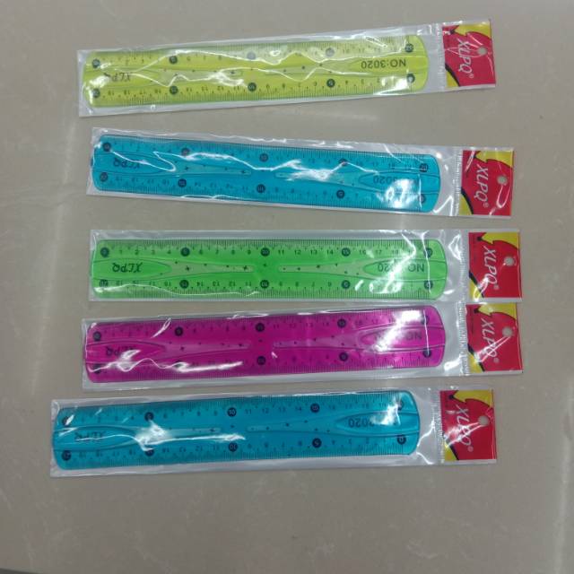多色20公分 直尺产品图