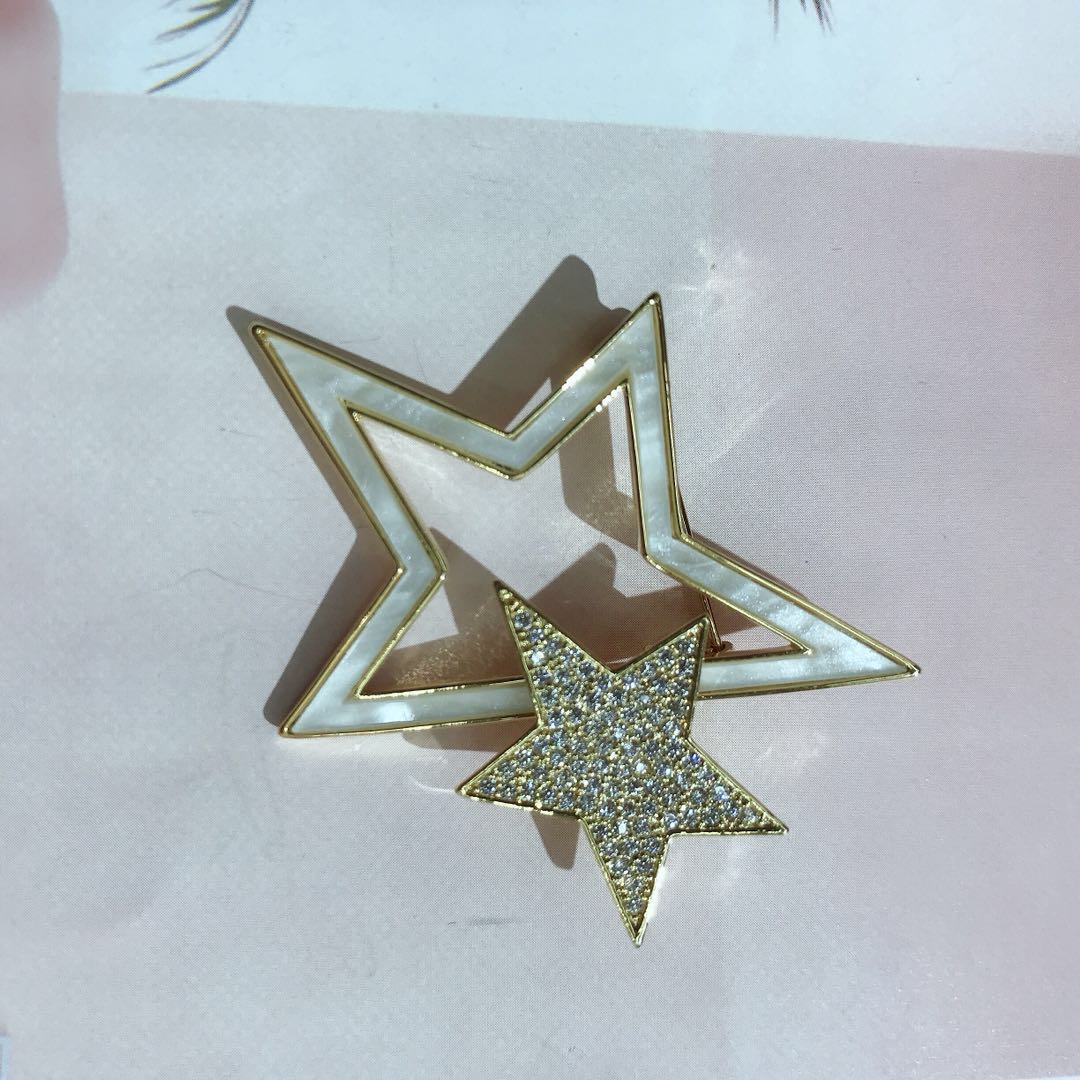 Fashion Japan and South Korea star brooch temperament men and women joker personality brooch dress thumbnail
