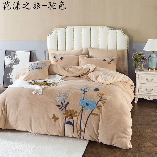 Imported velvet four-piece quilt cover, bed sheet, pillowcase and bedding thumbnail