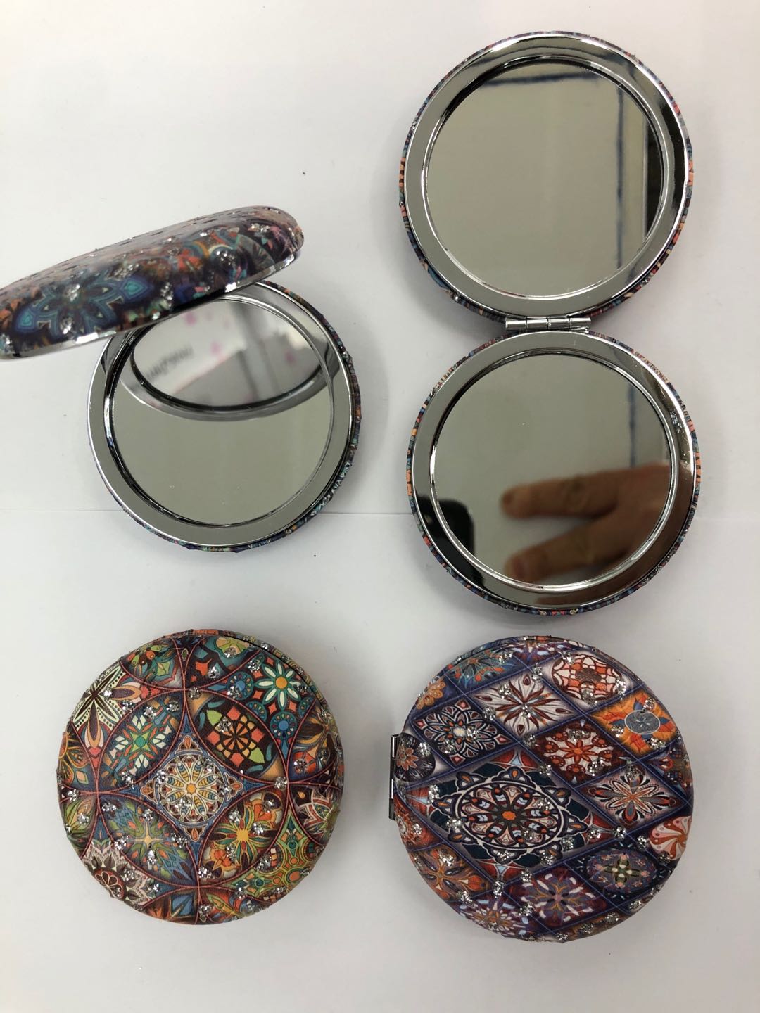 厂家直销复古PU化妆镜合金化妆镜迷你化妆镜复古化妆镜图案可以定制