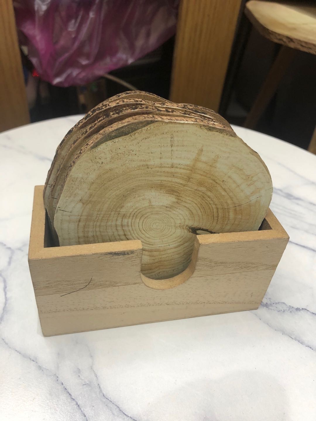 Imitation wood pile density board coasters, home decoration handicrafts and creative gifts, 4 pieces + base