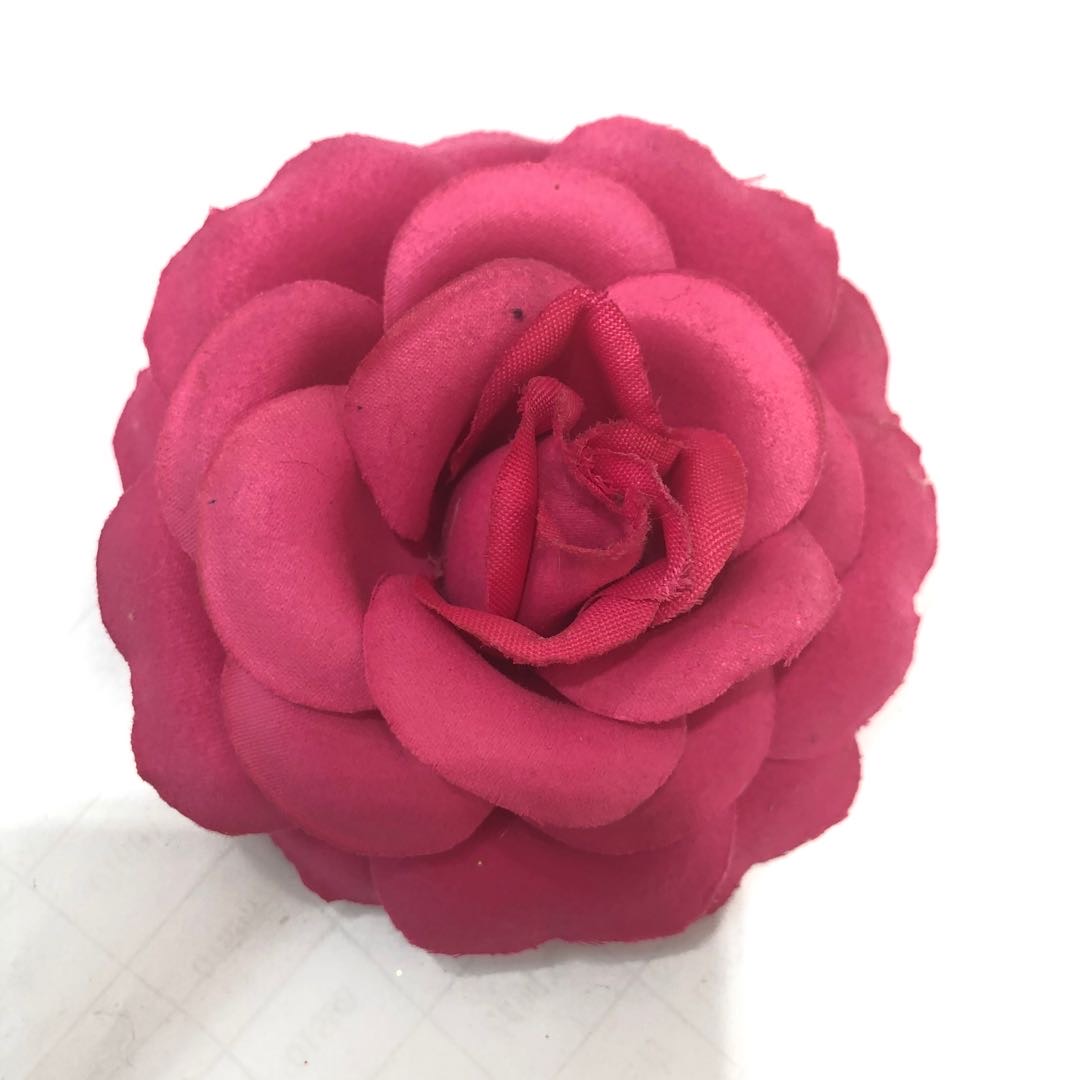Factory direct sales of new wedding flowers, corsages, hair flowers and wedding decorations