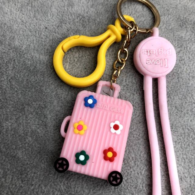 Fresh and colorful flower-shaped suitcase keychain, cute three-dimensional trolley case pendant, couple key chain small gift Specification image