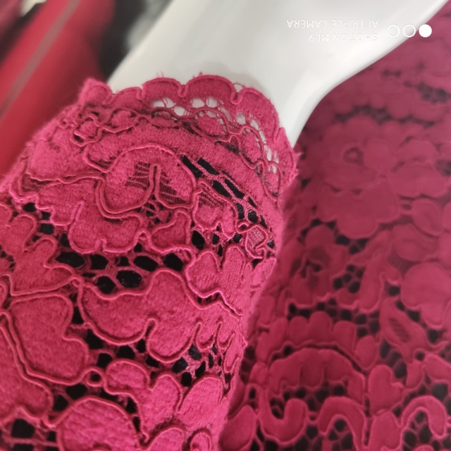 Wine red lace high-end dress Specification image