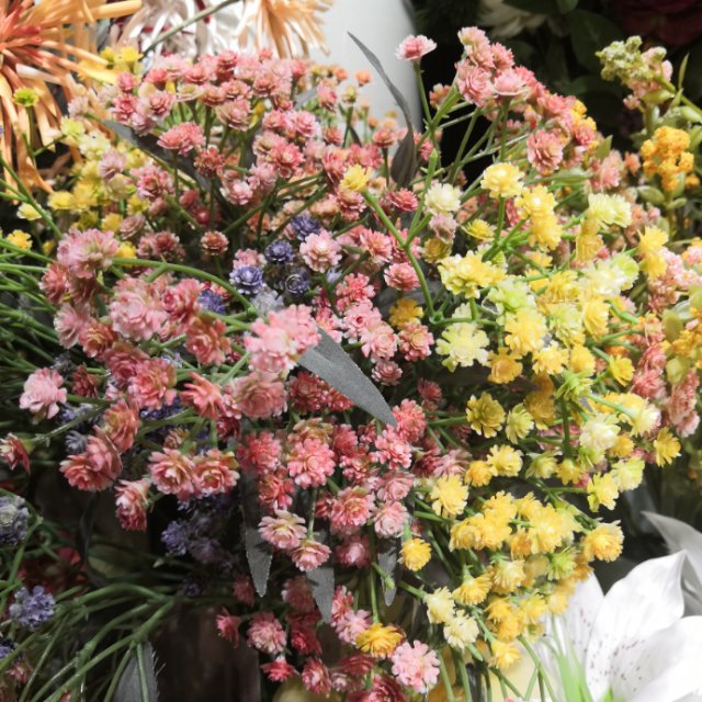 Yiwu quality products: Full Sky Star artificial flower vases, flower POTS, flower arrangements, living room flowers, and artificial flower bouquets