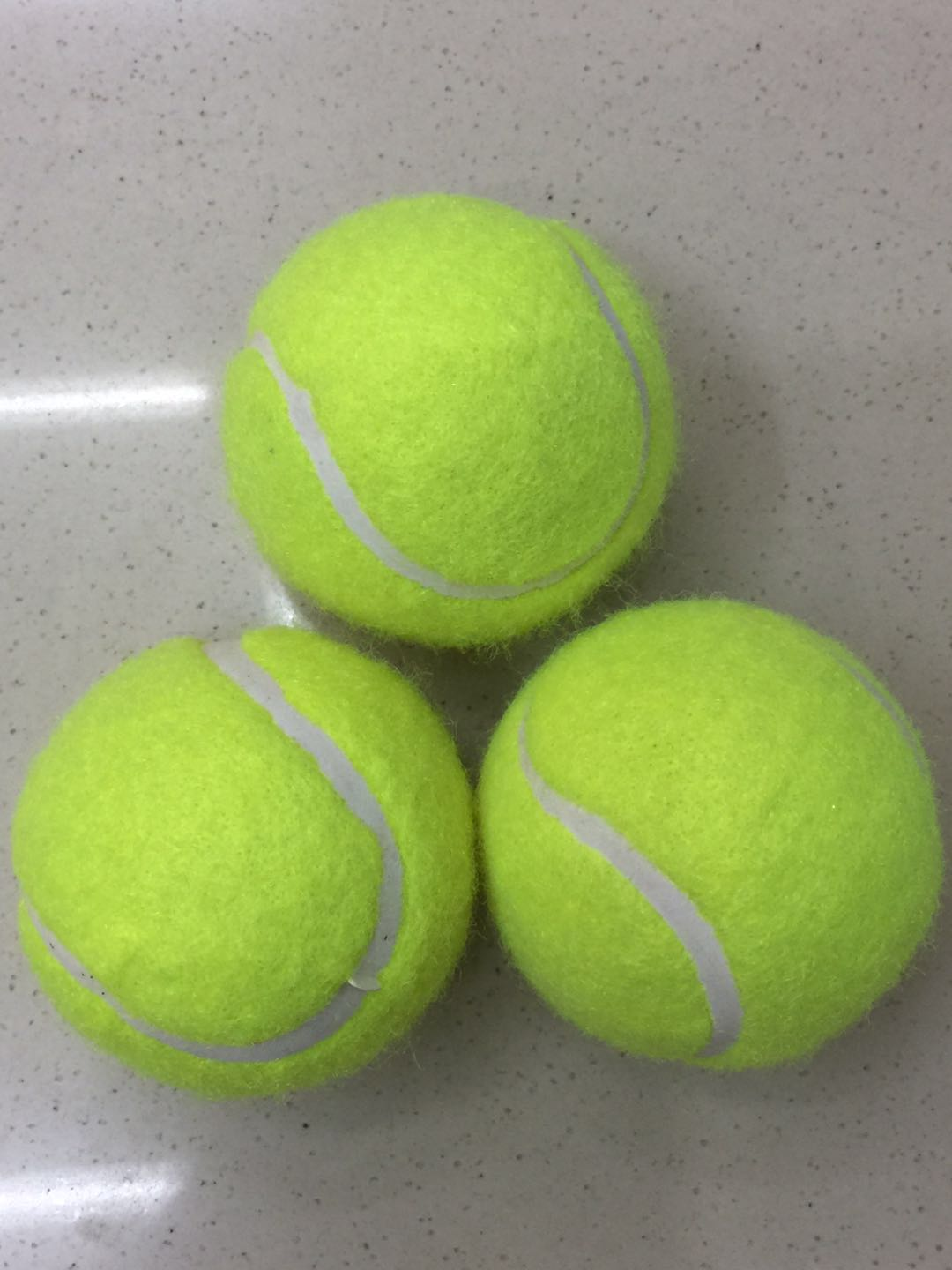 Hot Barrel Tennis Balls Are Suitable For Professional Players And Clubs To Use In A Season