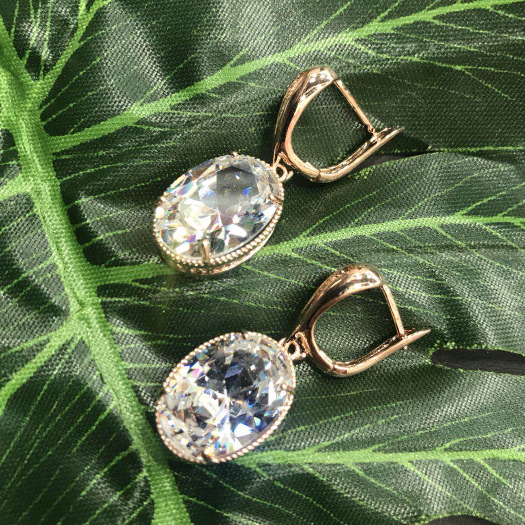 Fashion circle zircon earrings for women with simple personality and long crystal flash earrings thumbnail