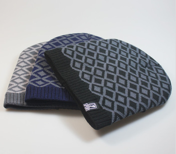 Sombrero de punto de invierno de los hombres versión coreana otoño invierno día gorro abrigo abrigo de los oídos al aire libre de la marea ciclismo gorro de manga