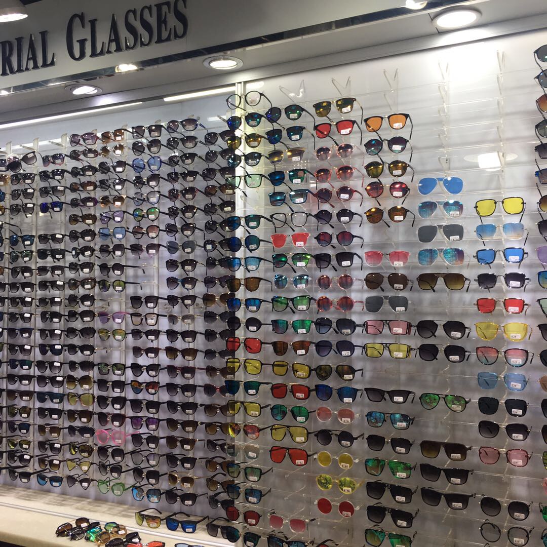 Yiwu Guangyao Eyewear Co., LTD describe pic - 2