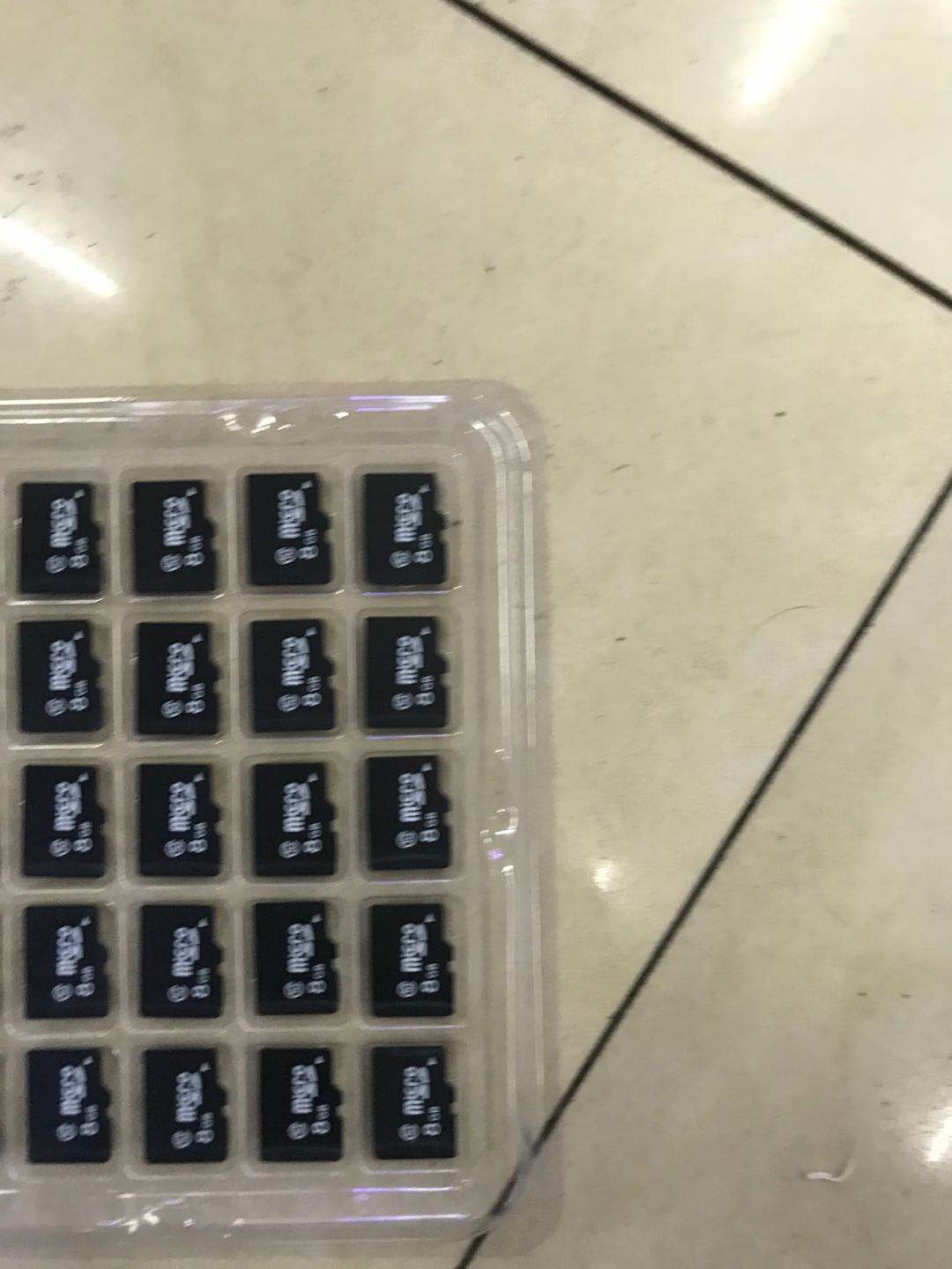 The mobile phone has an 8GB memory card and uses a high-speed card for driving records Specification image