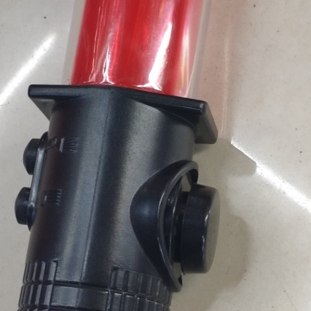 交通指挥棒充电LED闪光棒双色荧光棒手电红光棒细节图