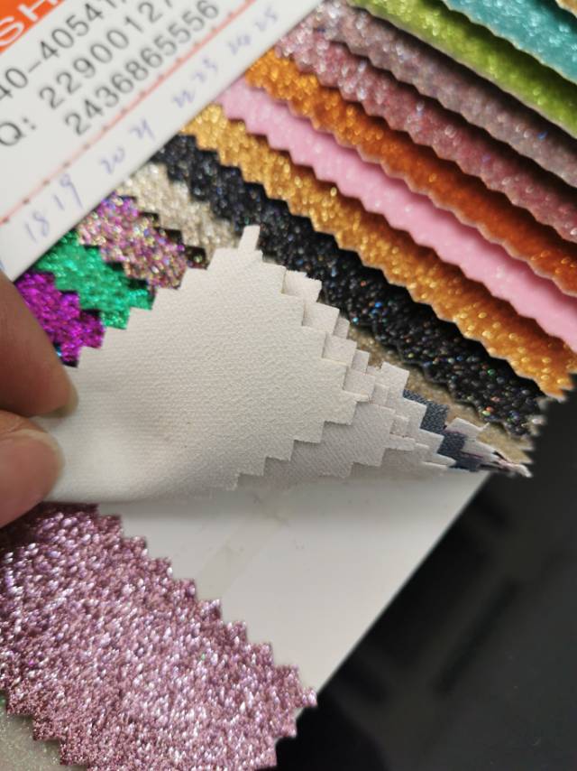 Factory direct sales, low price wholesale of PU Gree leather in stock Specification image