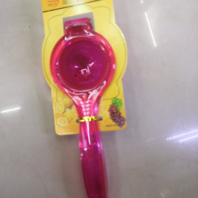 加厚塑料柠檬夹家用手动榨汁器水果压汁器挤水果汁橙子压榨器