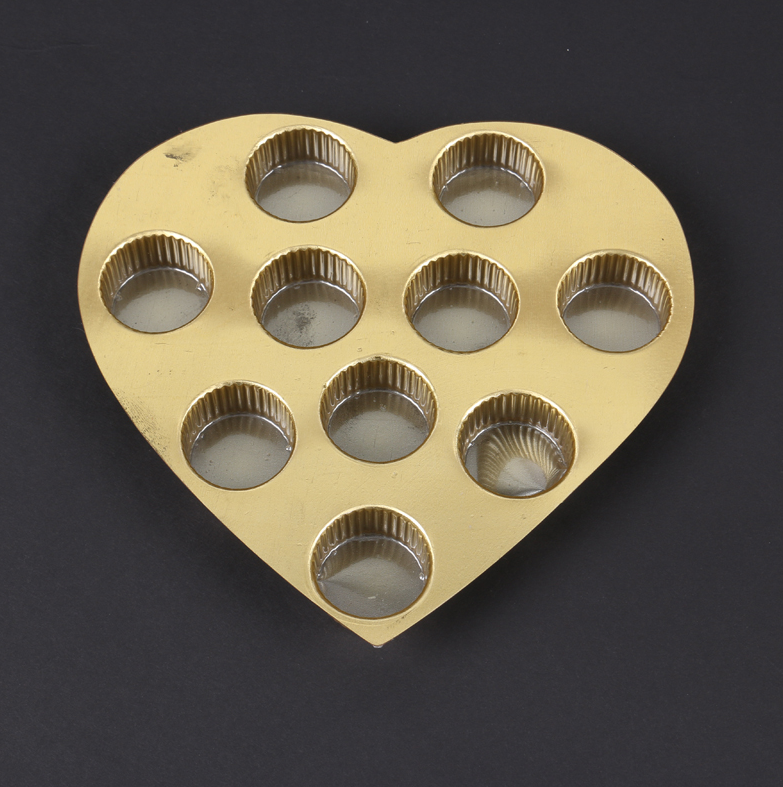 爱心形状经典巧克力包装塑料托盒吸塑食品内托