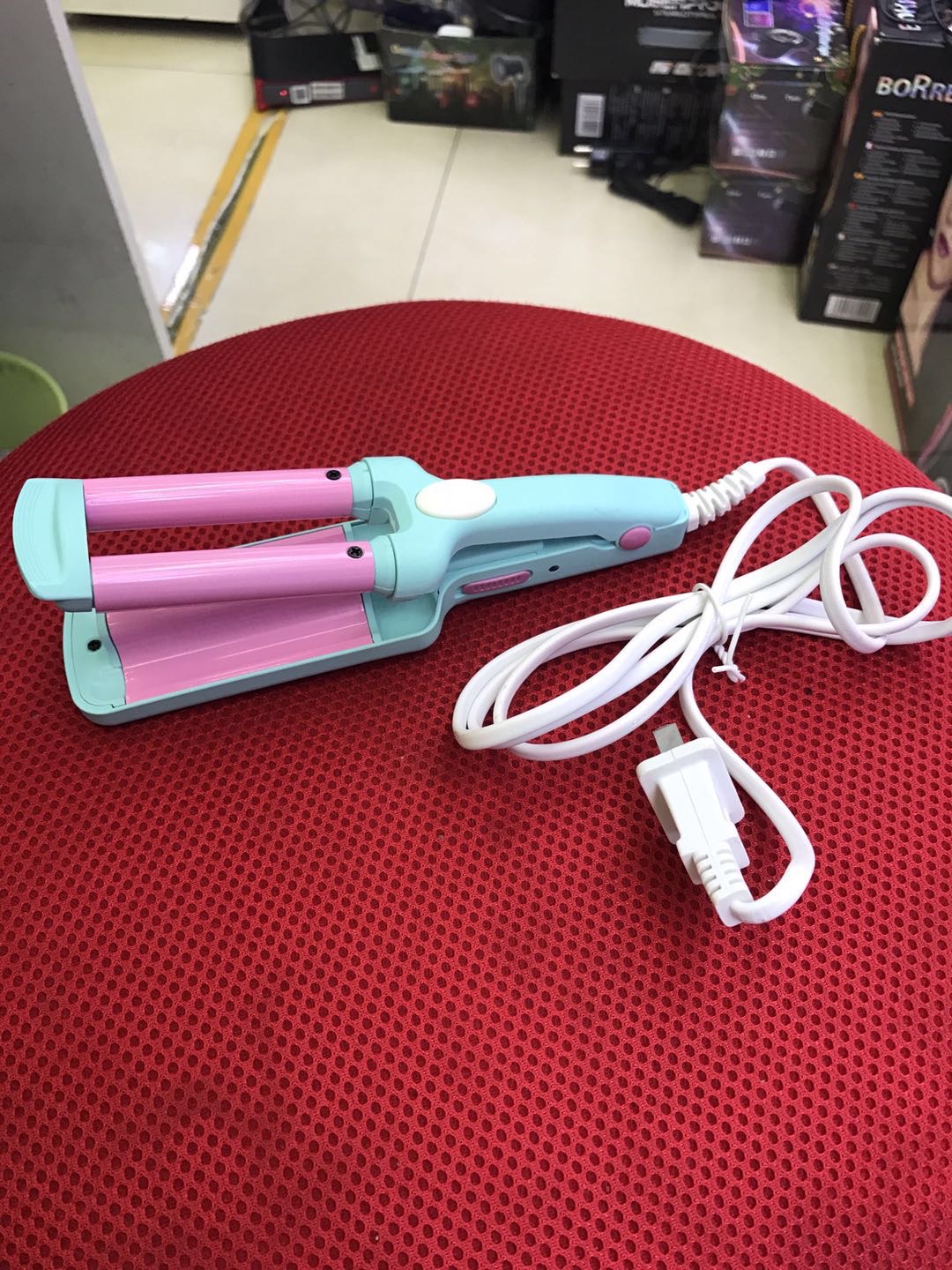 卡通兔直发器产品图