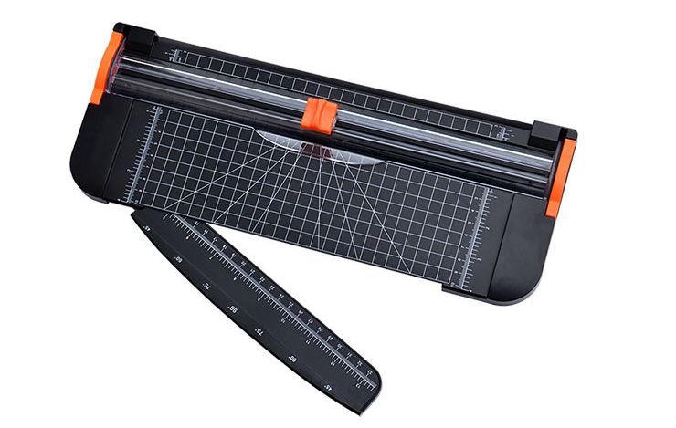 A4切纸机圣诞节包装纸切割工具滑动式裁纸，带直尺滚轮刀，便携式裁纸刀