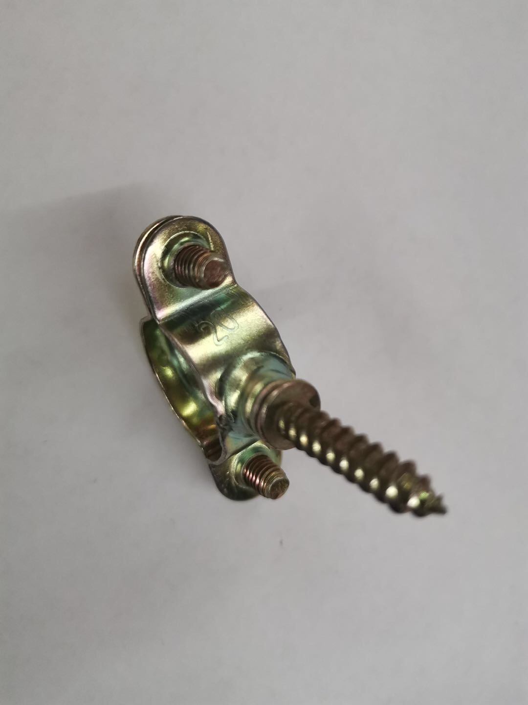 Pipe clamp bracket fixing snap-on pipe code clamp Specification image