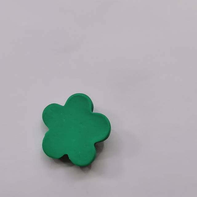 专业生产树脂配件绿色小花图案可用手机壳包包饰品耳环耳钉配件细节图