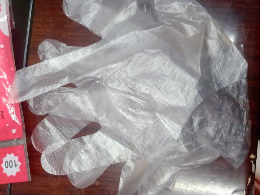 一次性手套100只装食品级餐饮PE薄膜透明细节图