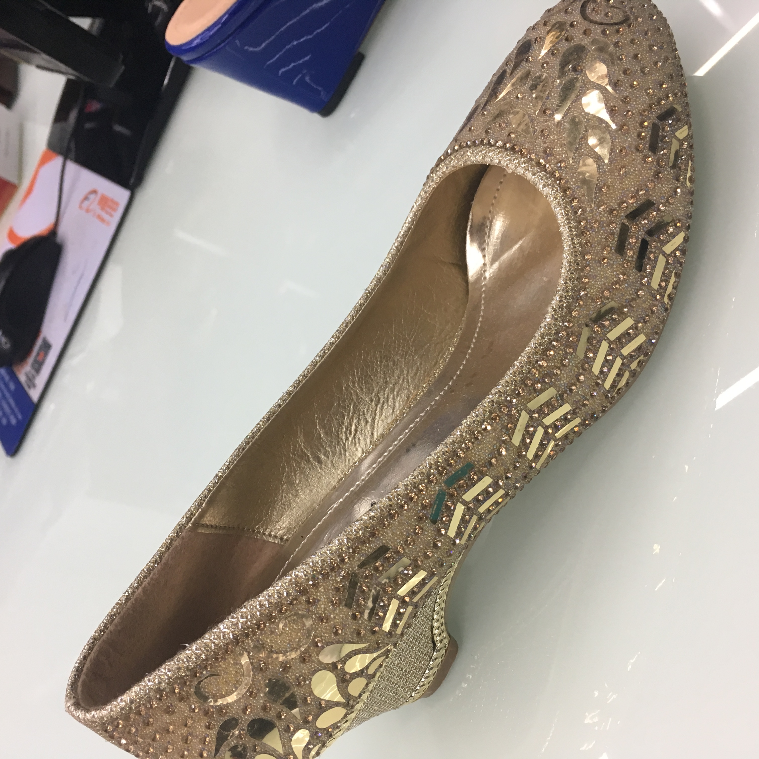 Women's Low-Cut Gold Sequined Rhinestones With Low Heels