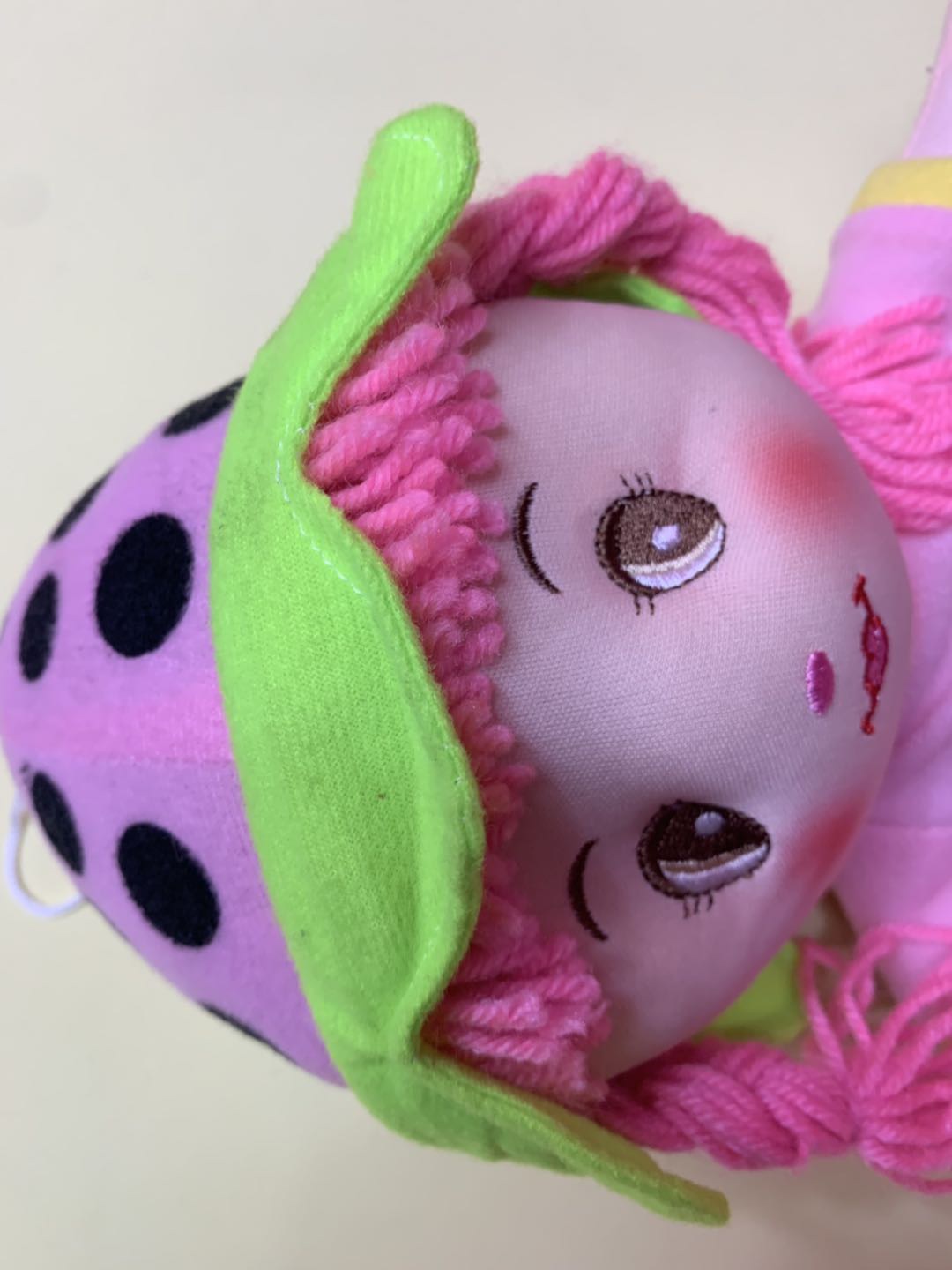 Strawberry doll wedding advertising campaign promotional gifts details Picture