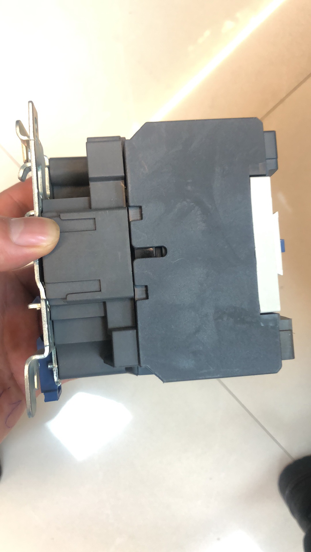 Ac contactor 220V AC contactor details Picture
