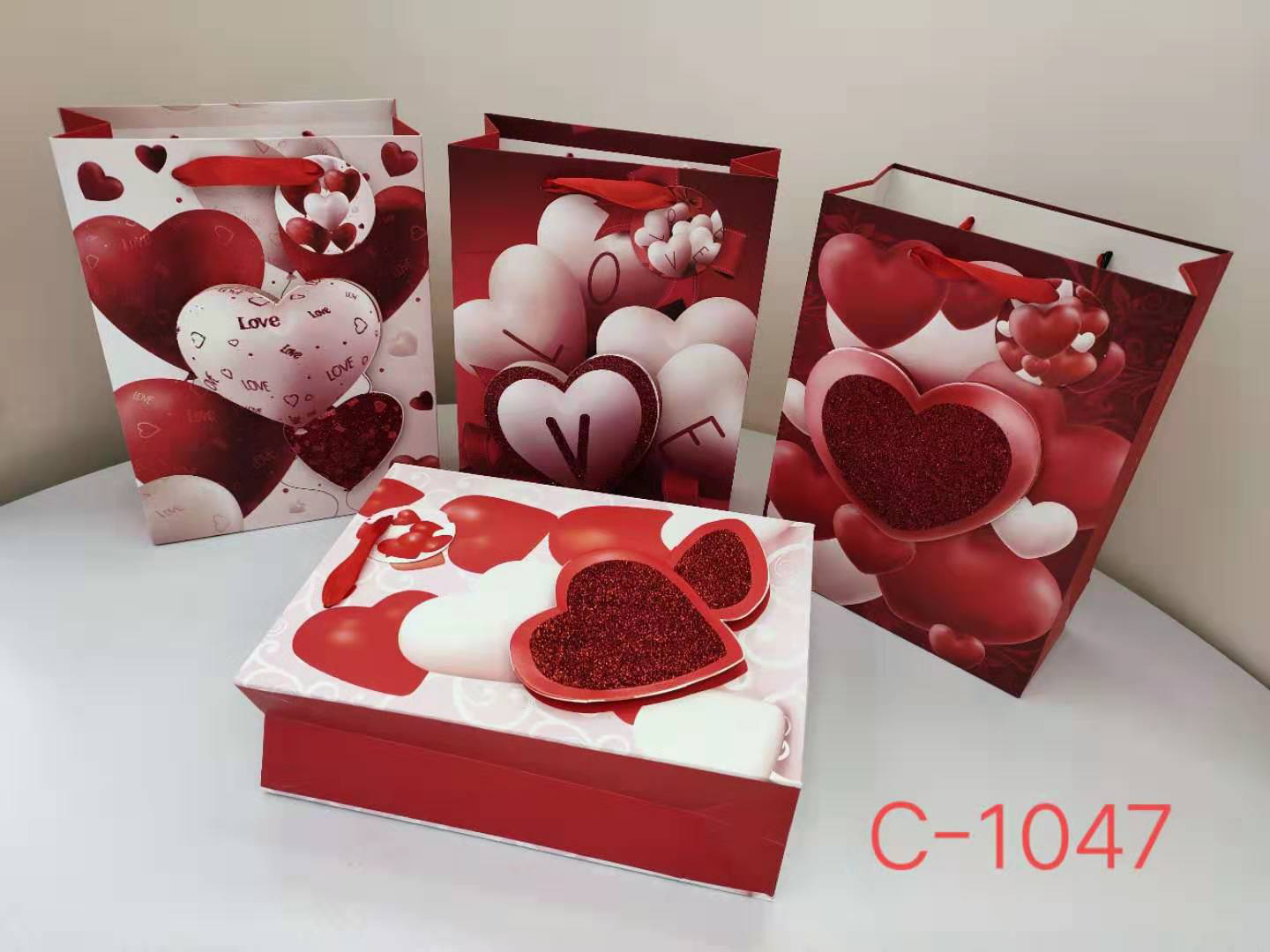 New Valentine's Day heart-shaped patch gift bag in four colors mixed tote bag