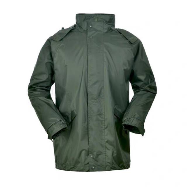 The two-piece raincoat has been handed in by military enthusiasts for outdoor use. It has been used for electric vehicle fire protection rain pants details Picture