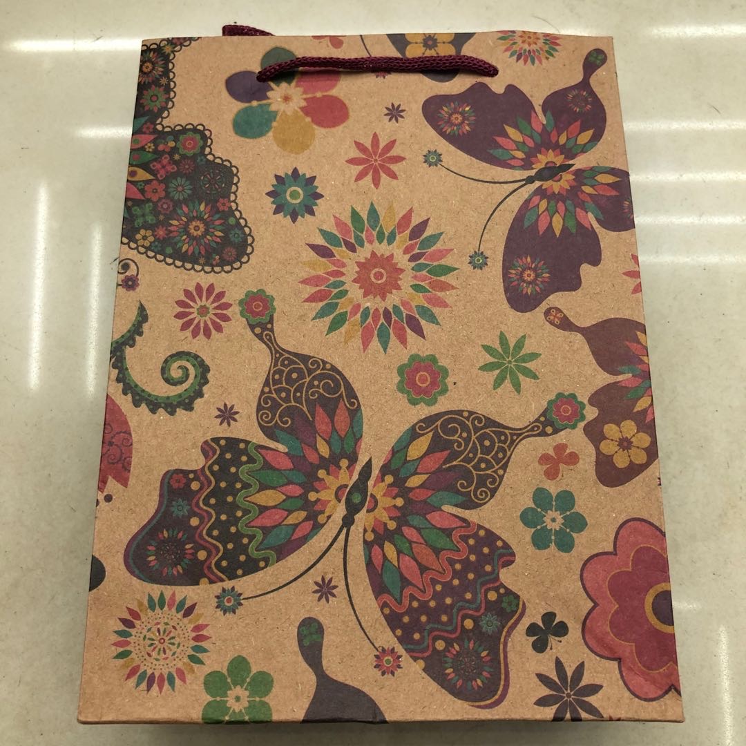 黄纸蝴蝶包装袋购物袋礼品袋热销产品