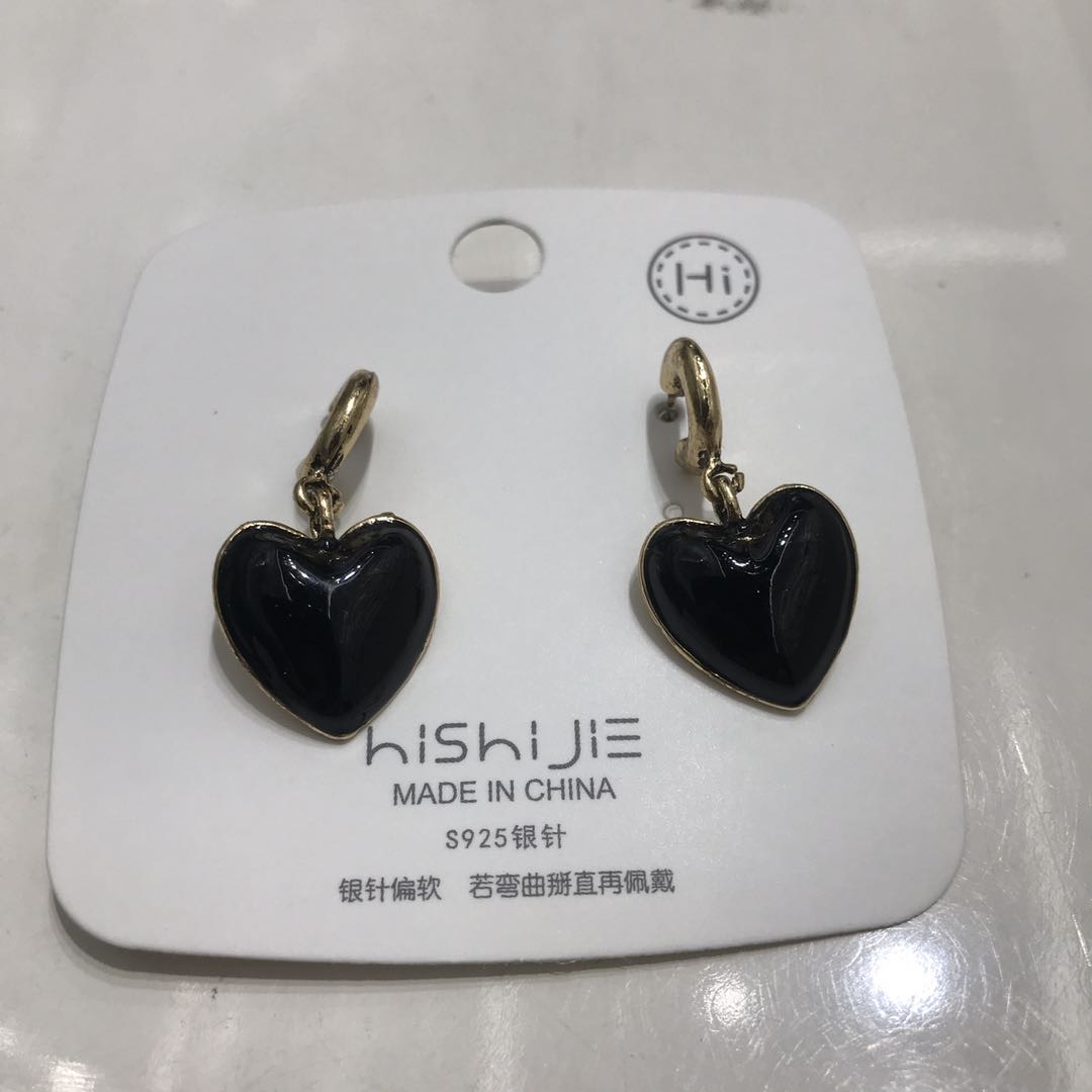 欧美个性复古做旧创意立体爱心耳环