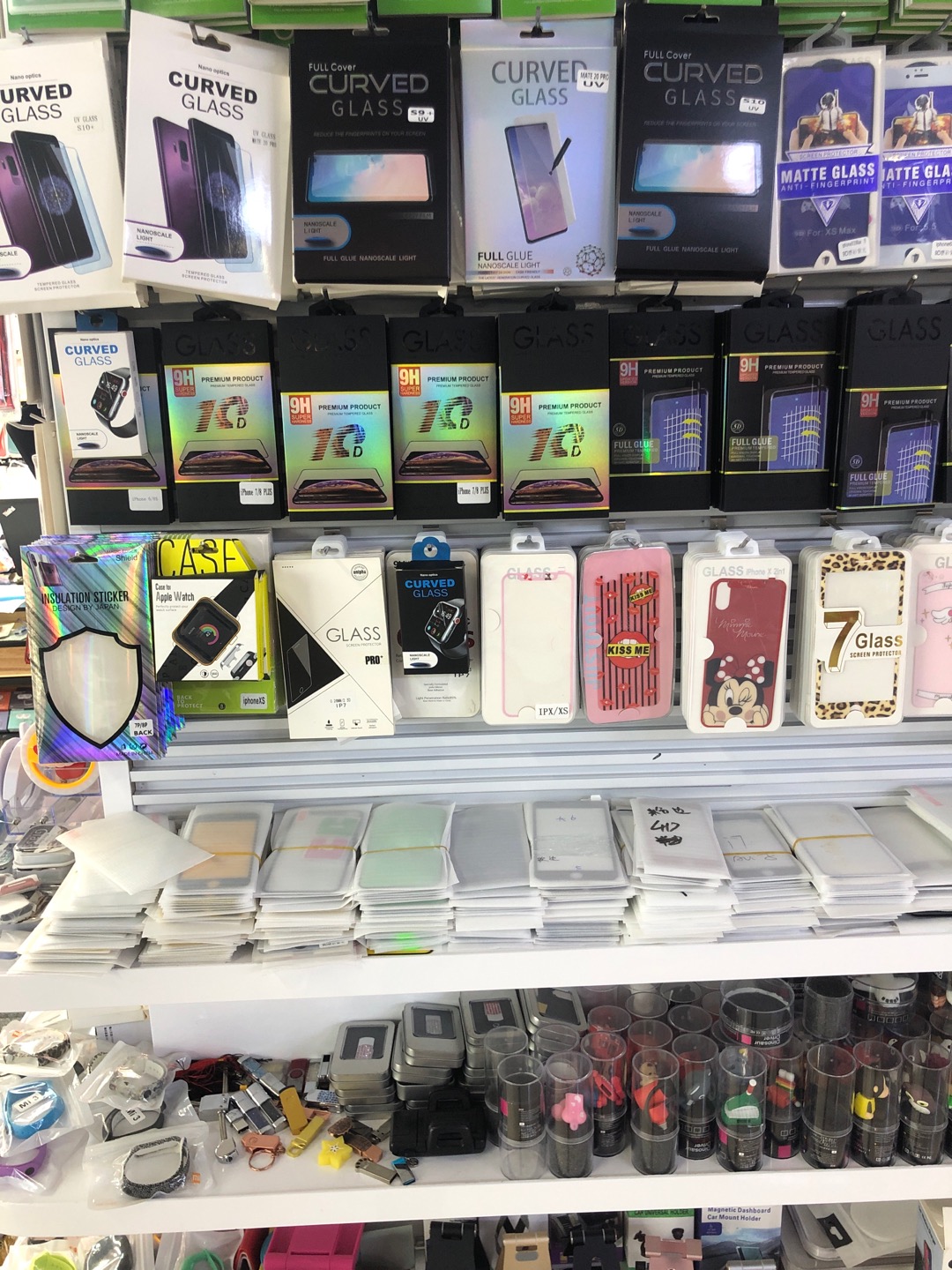 Yixuan Professional Mobile Phone Accessories Store describe pic - 1